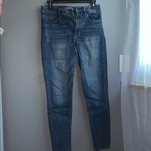 American Eagle Hi-Rise Jegging